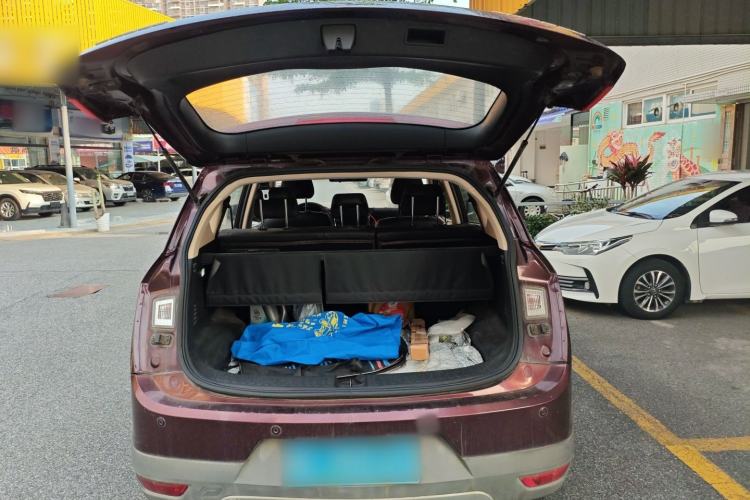 Used Baojun 560 2015 1.8L manual luxury version
