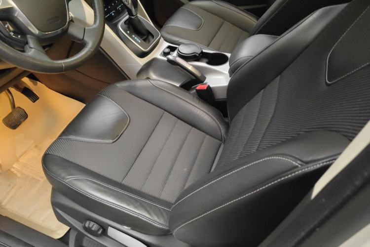 Used Ford Kuga 2015 1.5L GTDi Two-Wheel Drive Fashion Edition
