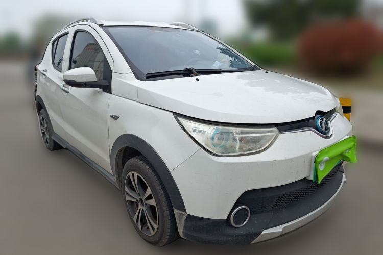 Used BAIC New Energy EC 2017 EC180 Dynamic Edition Front Right 45 Deg