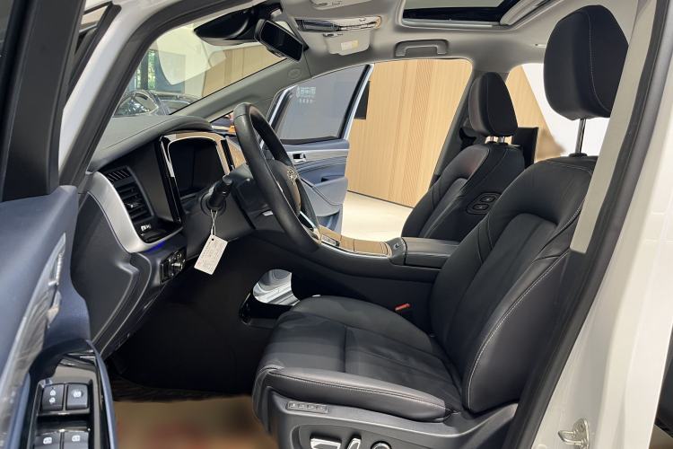 Used GAC Trumpchi M8 2023 Lingxiu Series 390T Ultimate Edition Interior 5