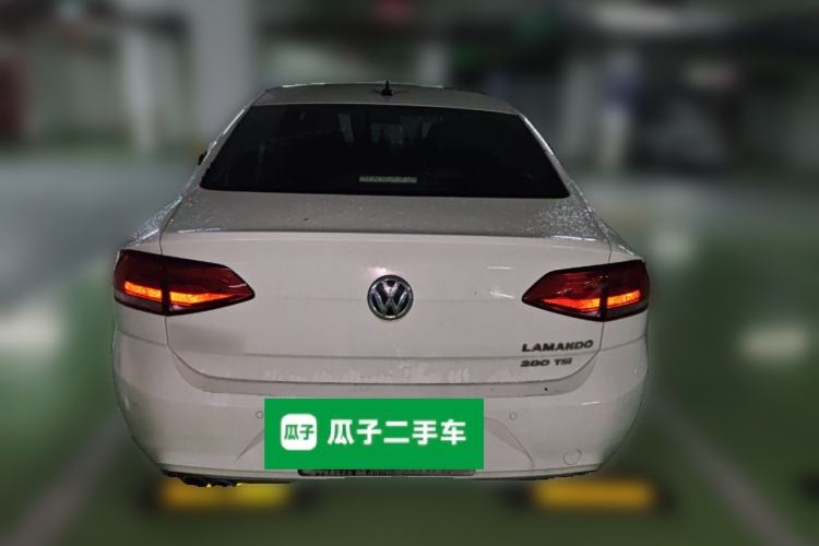 Used Volkswagen Lamando 2015 280TSI DSG Comfort Edition Rear