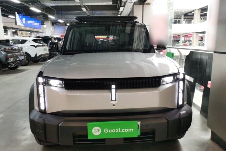 Used iCAR 03 2024 401km Two-Wheel Drive Standard Advanced Version Front