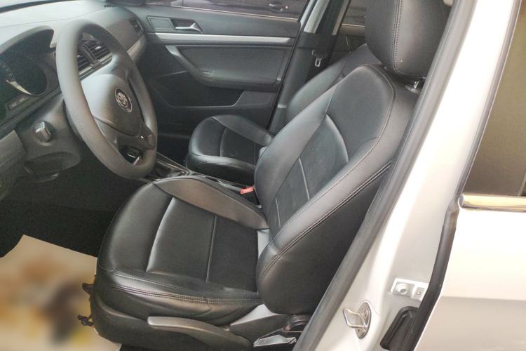 Used Volkswagen Lavida 2017 1.6L Automatic Fashion Edition
