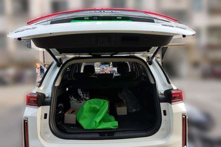 Used Bestune T99 2020 20TD Automatic Premium Edition Trunk