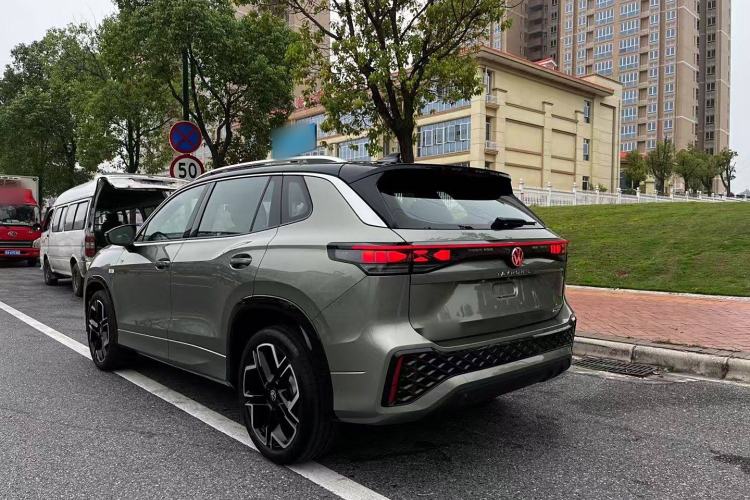 Used Volkswagen Tayron 2025 Tiguan L 380TSI 4Motion Luxury Easy Package
