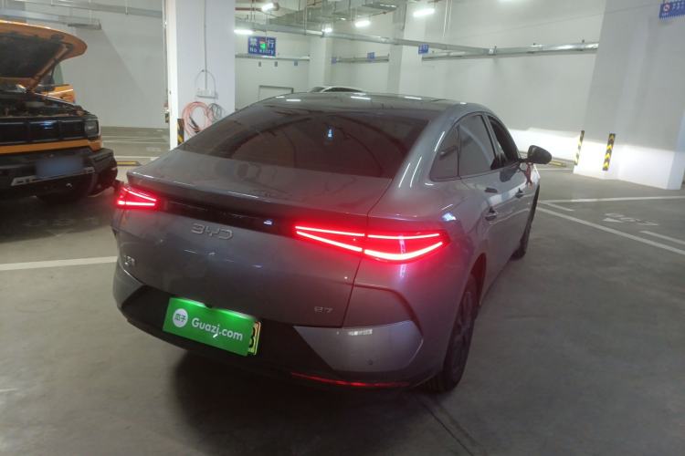 Used BYD e7 2025 Model 520 Smart Travel Edition