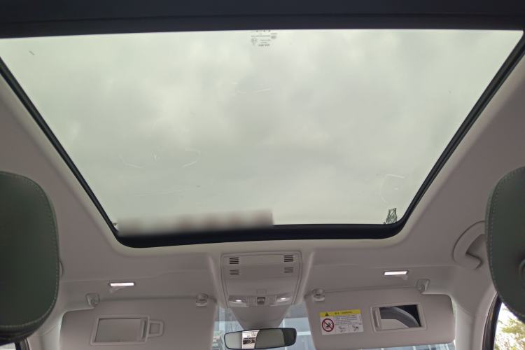 Used Volkswagen Tayron 2023 300TSI Two-Wheel-Drive Luxury Plus Advanced Edition Headliner