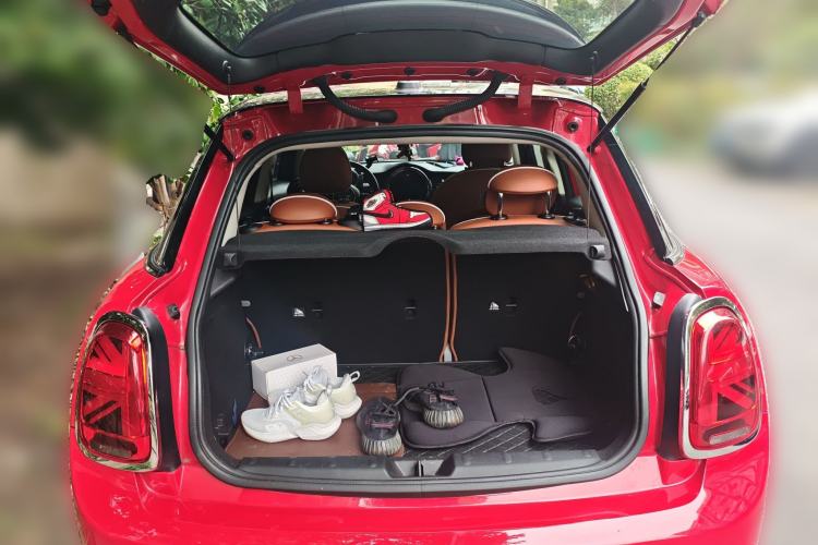 Used MINI 2018 2.0T COOPER S Artist Five-Door Edition Trunk