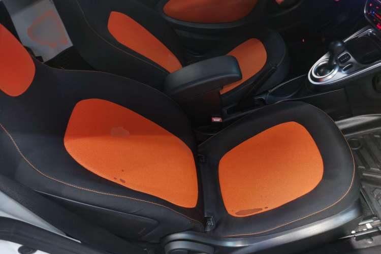 Used smart fortwo 2015 1.0L 52 kW Hardtop Passion Edition
