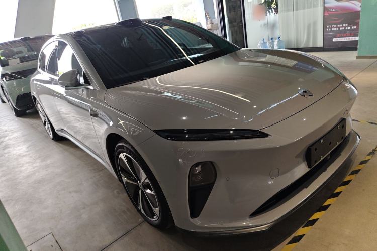 Used Nio ET5T 2024 75kWh Touring Front Right 45 Deg