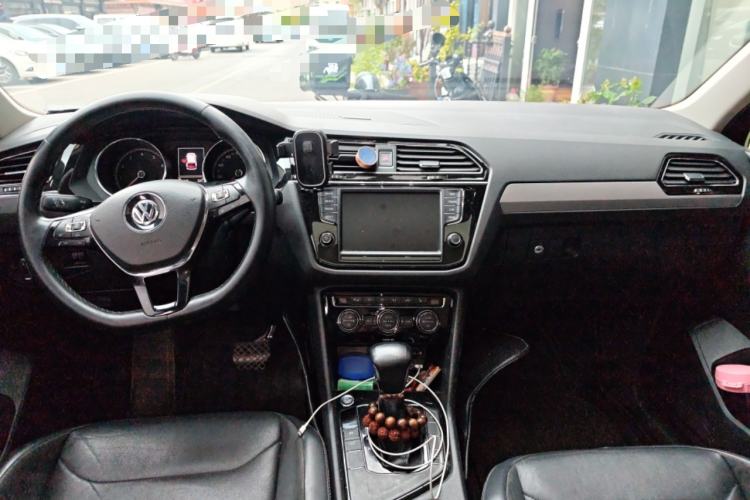 Used Volkswagen Tiguan L 2017 330TSI Automatic Two-Wheel Drive Luxury Edition
