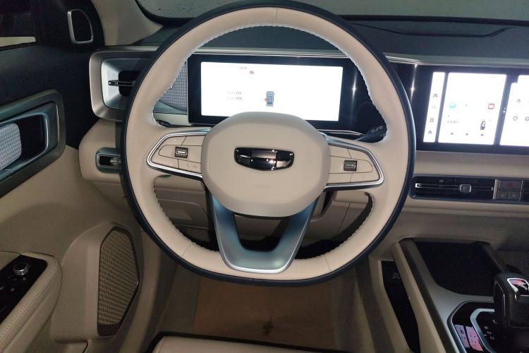 Used Geely Auto icon 2025 Linglong 1.5TD Ruyi Edition
