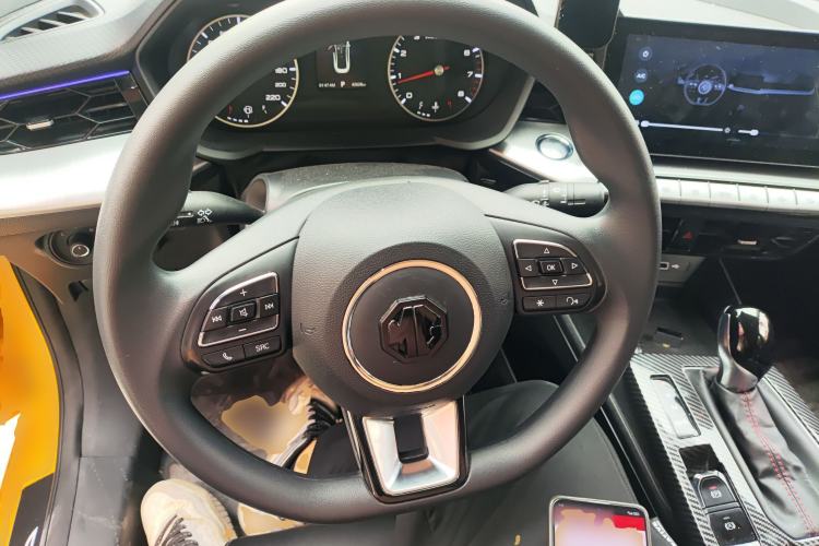 Used MG 5 2021 180 DVVT CVT Youthful Style Edition
