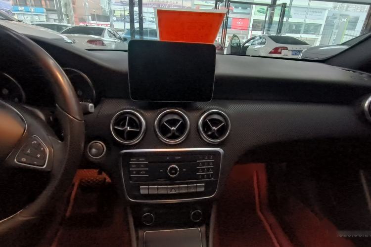 Used Mercedes-Benz A-Class (Import) 2017 Revised Version A 200 Fashion Edition
