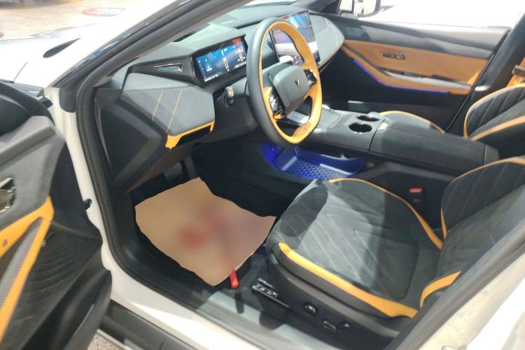 Used Deepal SL03 2025 Extended-Range Sporty Version
