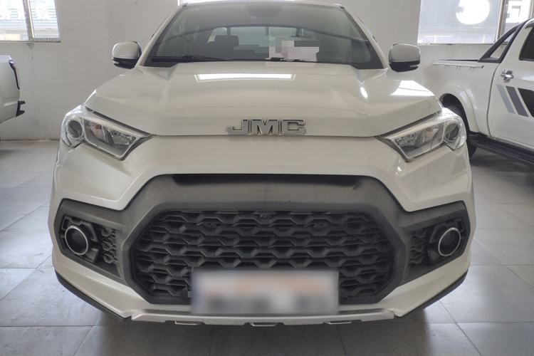 Used JMC Yuhu 7 2020 2.0T Diesel Manual 4x4 Comfort Edition Long Wheelbase China VI Emission Standard JX4D20A6L