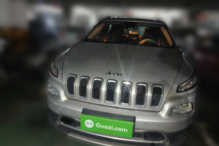 Used Jeep Cherokee 2016 2.4L Professional Smart Version