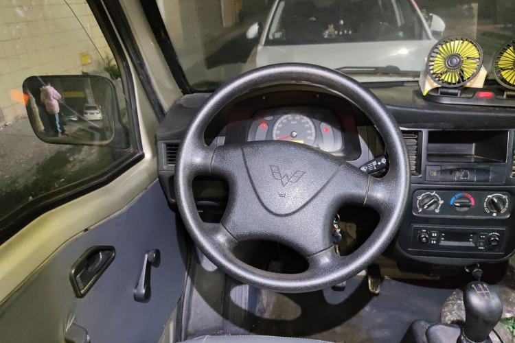 Used Wuling Zhiguang 2013 1.0L Practical Version