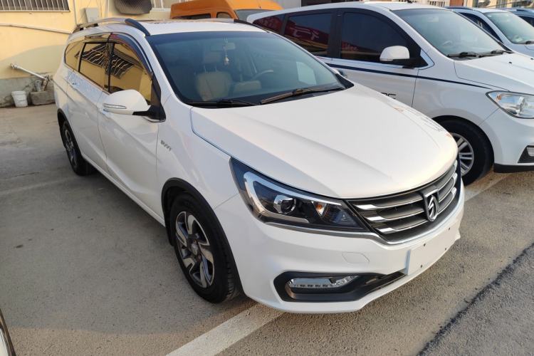 Used Baojun 310W 2017 1.5L Manual Luxury Edition China V