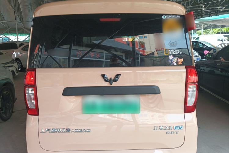 Used Wuling Zhiguang New Energy 2025 Model 305km Ambitious Edition Rear