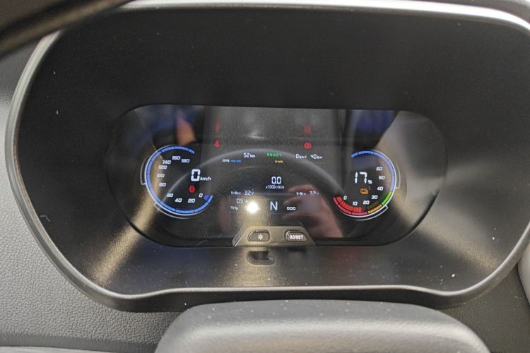 Used CHANGAN KAICHENG Ruixing EM80 2025 Passenger Version Comfort Edition 6-Seater 300 km Dual-Swing Doors Instrument Cluster