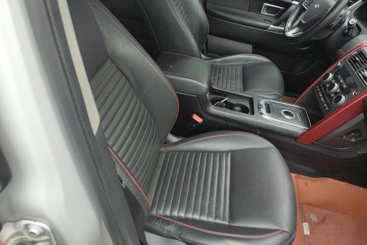 Used Land Rover Discovery Sport 2019 240 PS SE Dynamic Version China VI Standard