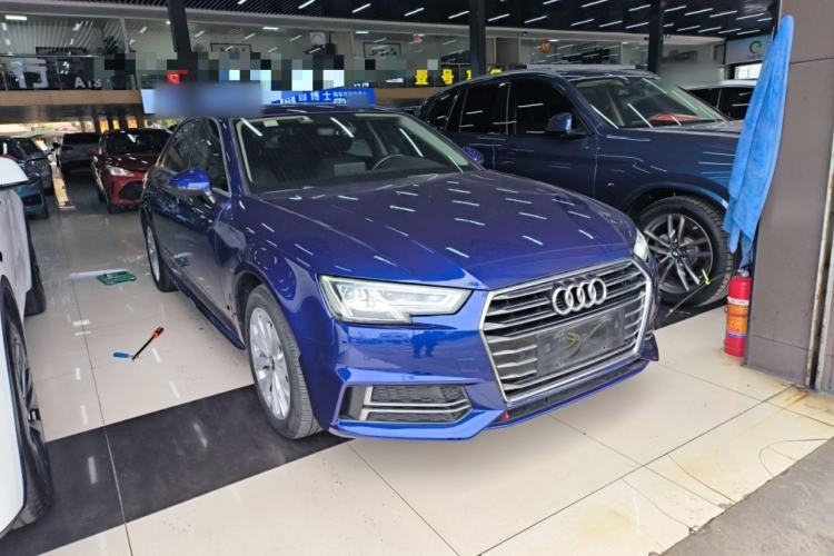 Used Audi A4L 2019 40 TFSI Ambition China VI