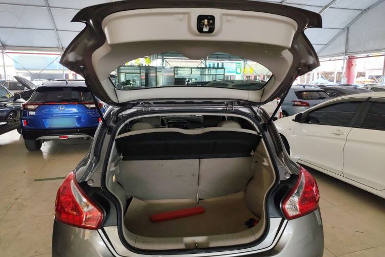 Used Nissan Tiida 2011 1.6L CVT Comfort Model