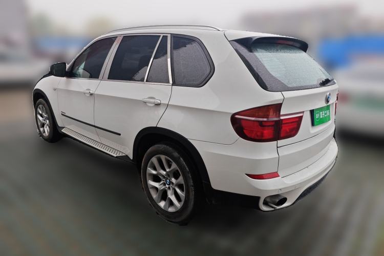 Used BMW X5 2011 xDrive35i Luxury Model Rear Left 45 Deg