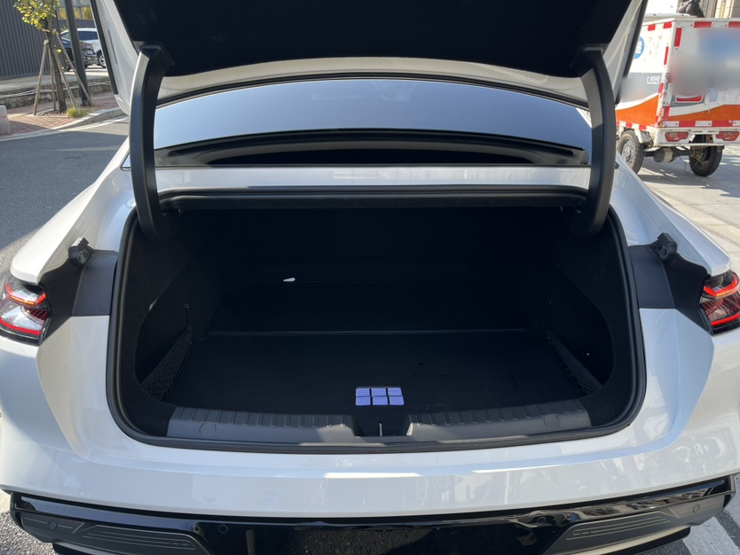 Geely Galaxy E8 2024 665 km Range Rear-Drive Starship Long-Range Version — снимка 18