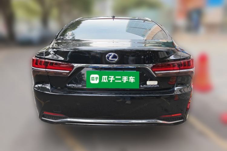 Used Lexus LS 2018 500h Excellence Edition China VI standard