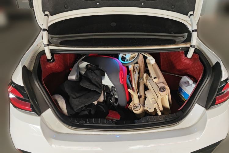 Used BMW 5 Series 2012 535Li Leading Model Trunk