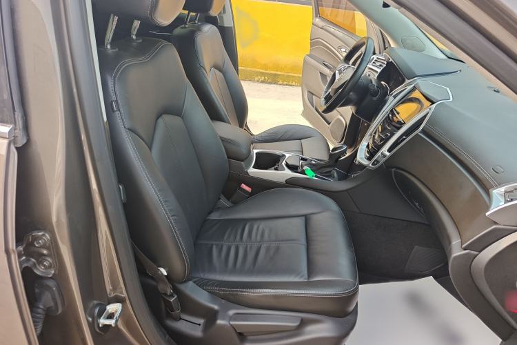 Used Cadillac SRX 2015 3.0L Comfort Version
