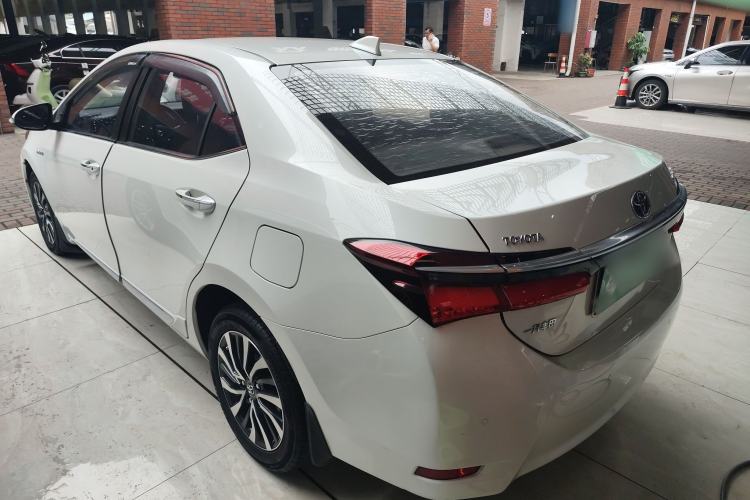 Used Toyota Corolla 2018 Dual-Engine 1.8L E-CVT Smart Edition Rear Left 45 Deg