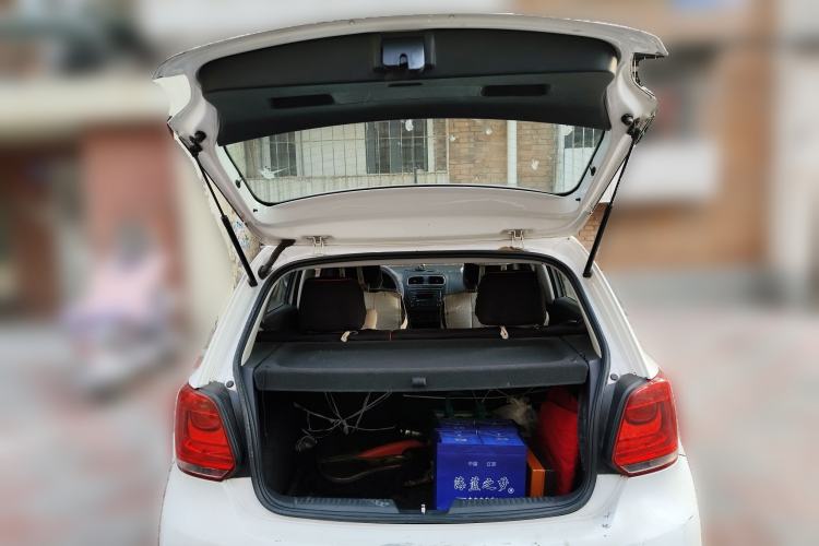 Used Volkswagen Polo 2013 1.4L Manual Comfort Edition
