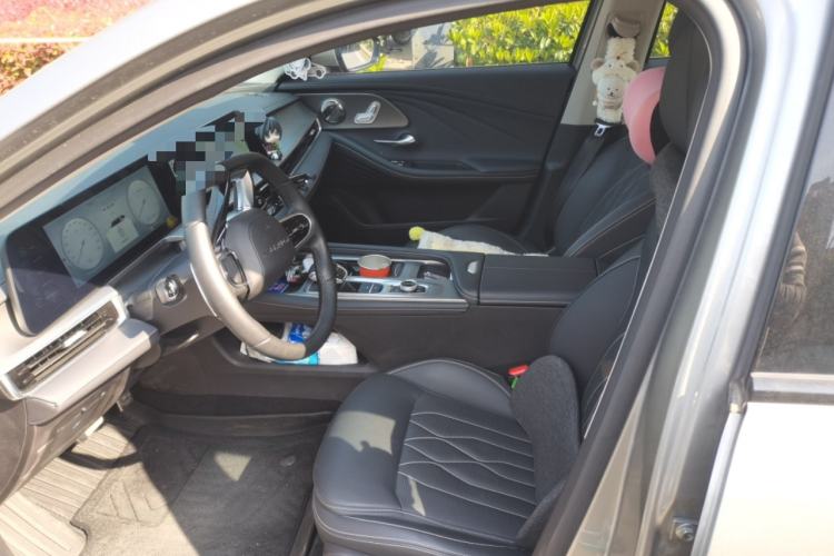 Used Chery Arrizo 8 2023 High-Performance Edition 2.0T DCT Powerfully Equipped
