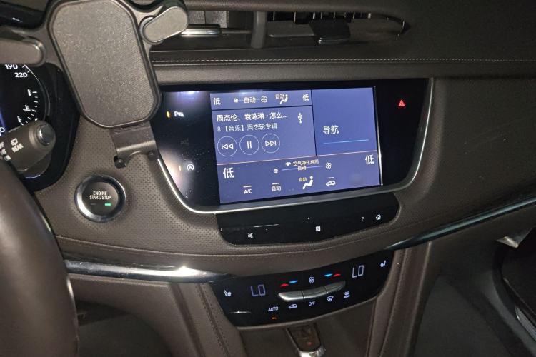 Used Cadillac XT5 2020 Revised Version 28T Four-Wheel Drive Luxury Edition Audio And AC Panel