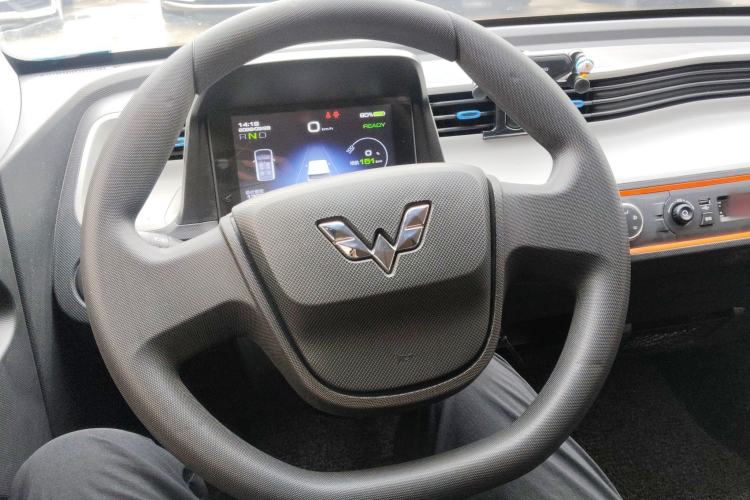 Used Wuling Hongguang MINIEV 2020 Enjoy Edition Lithium-Ion Battery Steering Wheel