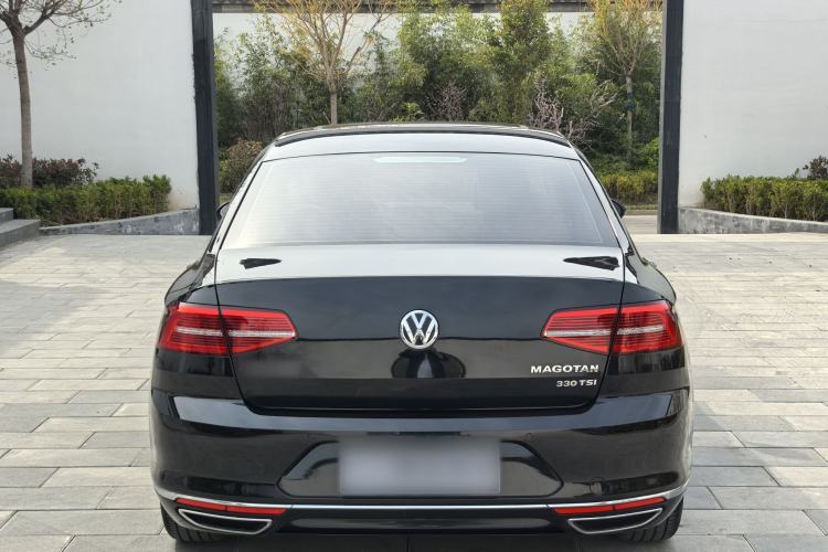 Used Volkswagen Magotan 2017 330TSI DSG Luxury Model