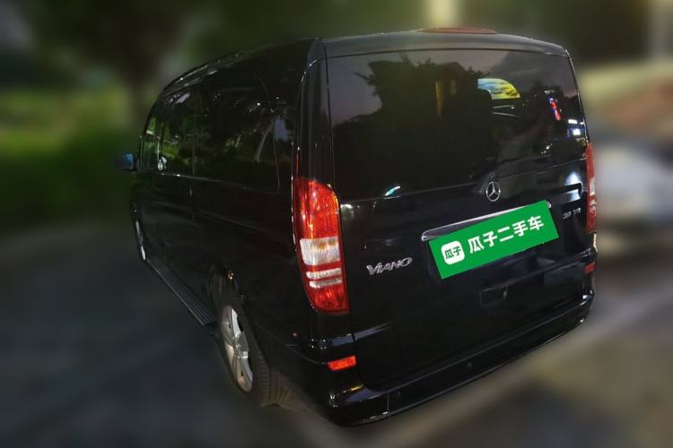 Used Mercedes-Benz Viano 2013 3.0L Hospitality Edition Rear Left 45 Deg