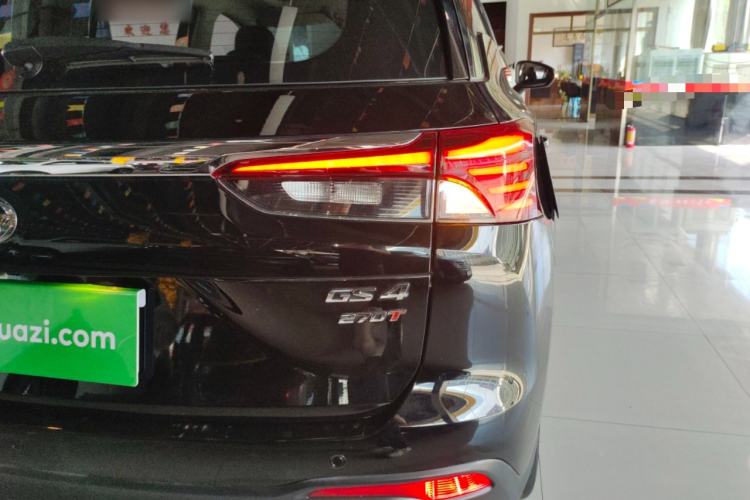 Used GAC Trumpchi GS4 2023 270T Automatic Smart Drive Technology Edition Right Rear Taillight