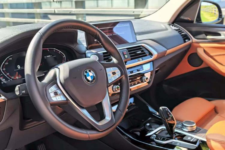 Used BMW X3 2020 xDrive28i Luxury Package Interior 2