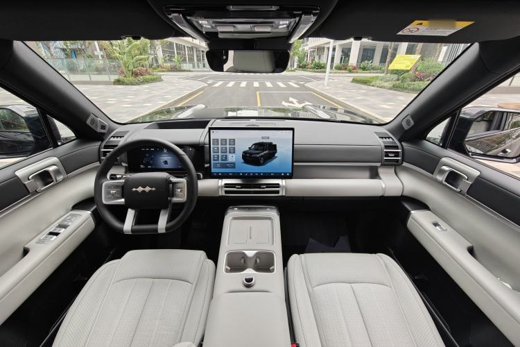 Used Formula Leopard Tai 7 2025 Model 200 km Two-Wheel Drive Max Edition
