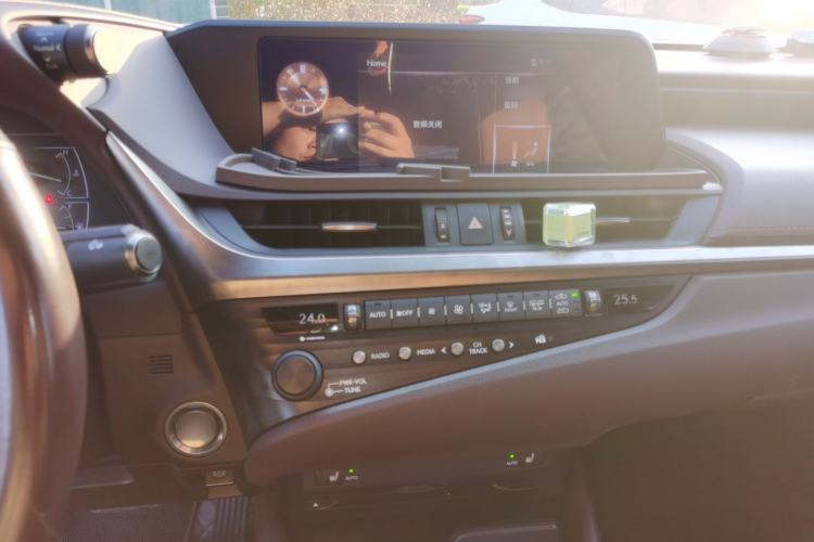 Used Lexus ES 2018 200 Excellence Edition China V Standard