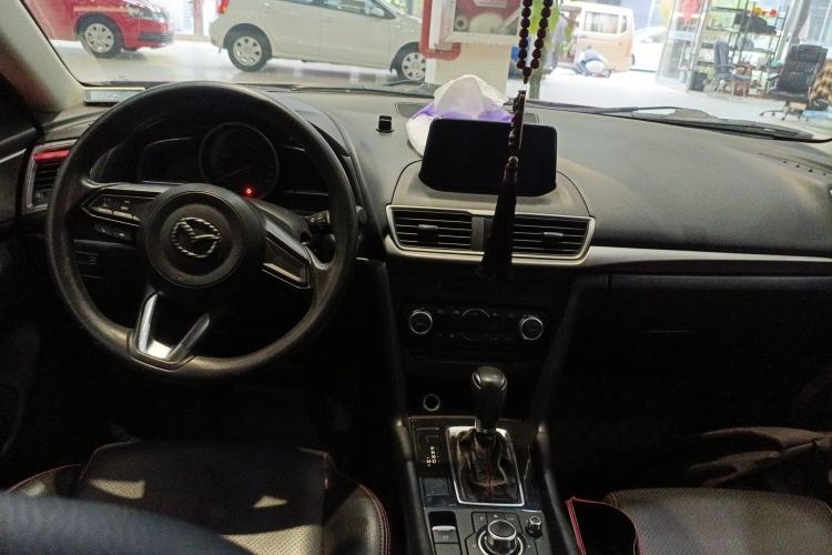 Used Mazda 3 Axela 2017 Sedan 1.5L Automatic Luxury Model Emission Standard China V Center Console