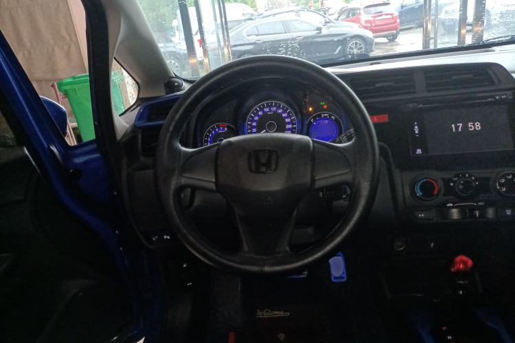 Used Honda Fit 2016 1.5L LXS CVT Comfort Sunroof Version Steering Wheel