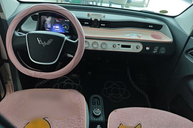 Used Wuling Hongguang MINIEV 2022 Macaron Premium Model – Lithium Iron Phosphate