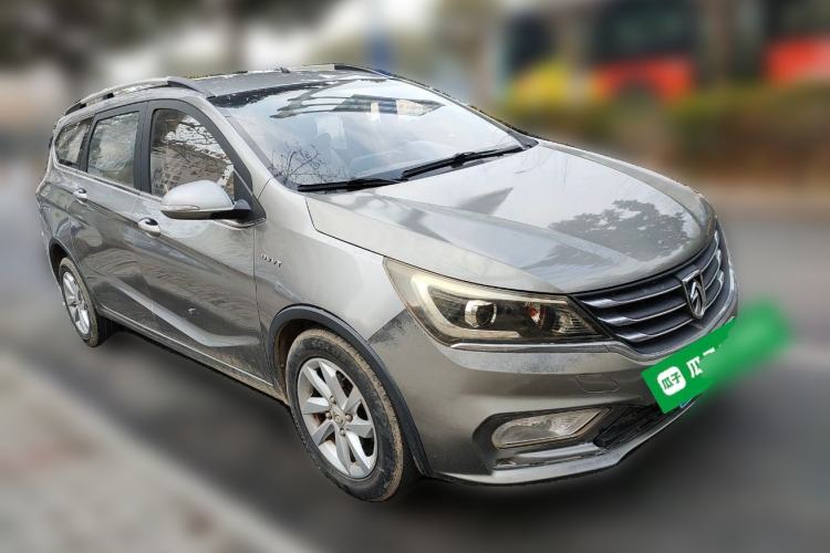 Used Baojun 310W 2017 1.5L Manual Fashion Model China V
