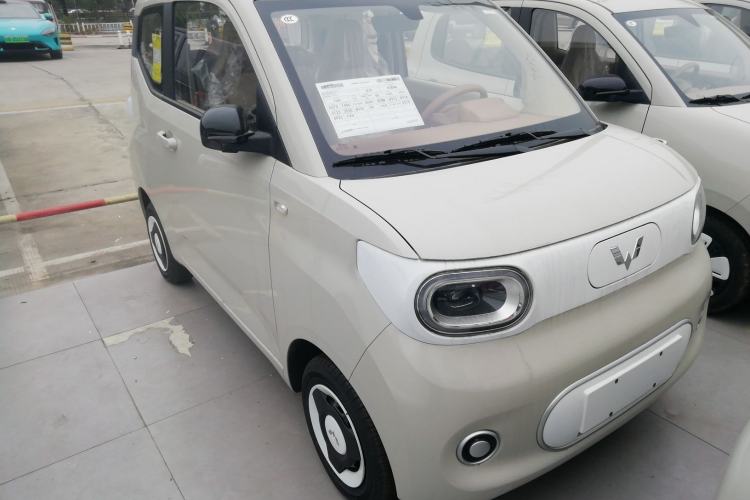 Used Wuling Hongguang MINIEV 2024 3rd Generation 215km Youth Edition
