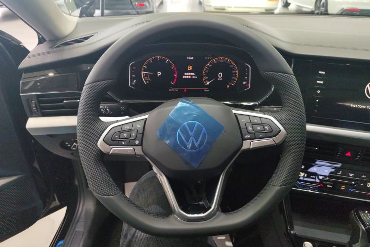 Used Volkswagen Passat 2026 Model, Outstanding 380TSI Longteng Edition